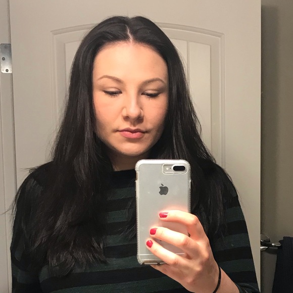 Meet your Posher, Maddi - Picture 1 of 1